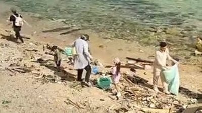 بمشاركة السائحين.. حملة لتطهير الشواطئ والجزر البحرية بالغردقة في اليوم العالمي للنظافة| بث مباشر 