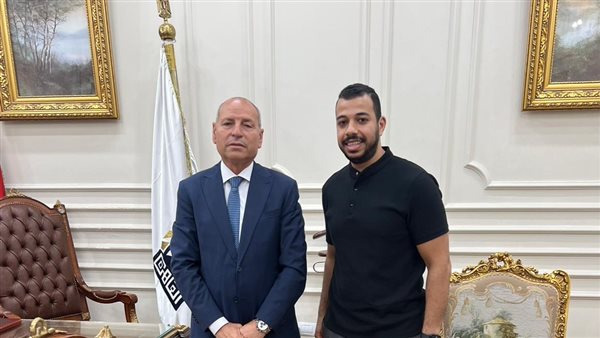 محافظ القاهرة ومحرر