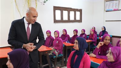 وزير التعليم: خطة خفض الكثافة في الفصول الدراسية نجحت.. وانفراجة بأزمة عجز المدرسين