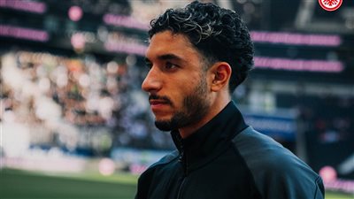 مدرب آينتراخت فرانكفورت: سنعطي مرموش فرصة للراحة.. لكنها لن تكون في مباراة بشكتاش 