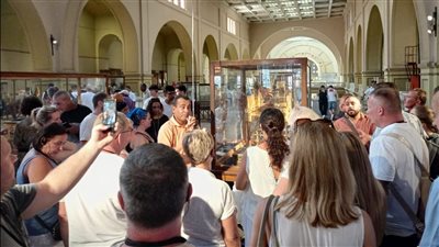 إقبال كبير من الزائرين على المتحف المصري بالتحرير| صور 