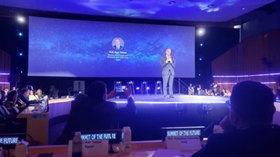 وزير الاتصالات: رقمنة الخدمات الحكومية ومد كابلات الألياف الضوئية بقرى حياة كريمة لخدمة 58 مليون مواطن