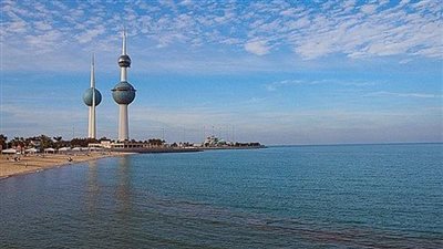 حالة الطقس في الكويت اليوم.. أجواء معتدلة مع فرصة لأمطار متفرقة