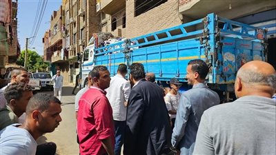 بقيمة نصف مليون جنيه.. ضبط كميات كبيرة من المواد الغذائية داخل مخزن غير مرخص بالأقصر