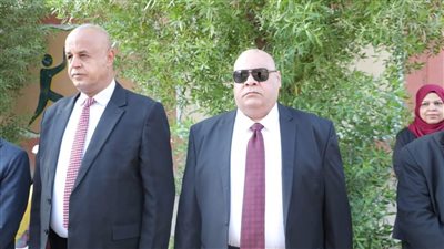 مدير تعليم الوادي الجديد يحيل إدارة مدرسة الخارجة الثانوية بنات للتحقيق بسبب التقصير في العمل