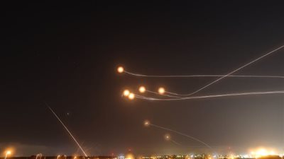 جيش الاحتلال الإسرائيلي يعترض صاروخًا أطلق من اليمن.. وصفارات الإنذار تدوي في عدة مناطق بالبلاد