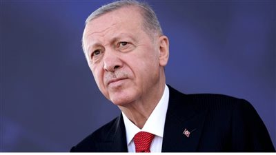 بعد تأزم العلاقات.. أردوغان يدعو واشنطن لرفع العقوبات عن أنقرة