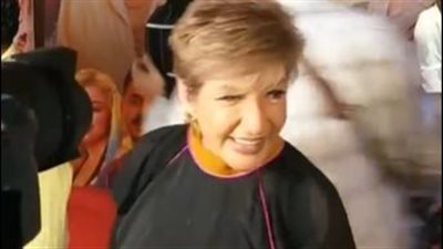 ليلى عز العرب وإلهام صفي الدين أبرز الحضور بالعرض الخاص لفيلم عنب | بث مباشر