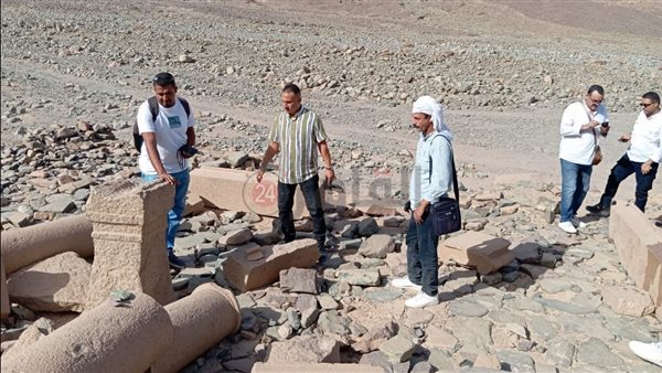 معاينة الشواهد الأثرية