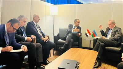 وزير الخارجية يجتمع مع نظيره الأذربيجاني في نيويورك 