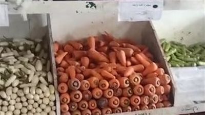 كيلو البطاطس والطماطم بـ22 جنيها.. تاجر يطلق مبادرة لبيع الخضروات بأسعار مخفضة في شرم الشيخ| بث مباشر 