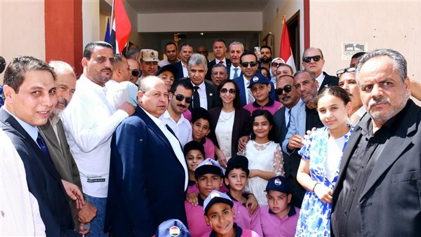 محافظ البحيرة تفتتح