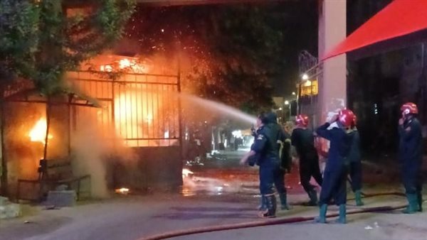 نشوب حريق في كشك