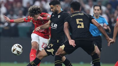 نتيجة مباراة الأهلي والزمالك في نهائي السوبر الإفريقي.. الأحمر يتقدم في الشوط الأول بركلة جزاء