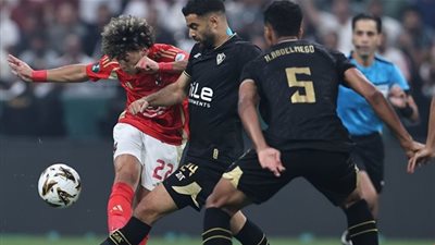 الزمالك يتوج بكأس السوبر الإفريقي بعد الفوز على الأهلي بركلات الترجيح | بث مباشر