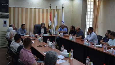 رئيس جهاز السويس الجديدة تلتقي مستثمري منطقة عتاقة للاستماع لطلباتهم ومقترحاتهم