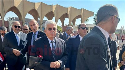 مع بداية العام الجديد.. وزير التعليم العالي يزف بشري لطلاب الجامعات: كارت موحد لركوب جميع وسائل النقل