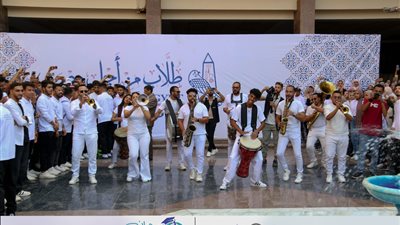 تفاصيل اليوم الأول من العام الدراسي الجديد 2024-2025 بجامعة عين شمس| صور 