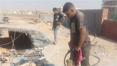 محافظة القاهرة تعلن إزالة سقف خرساني مخالف في مدينة نصر