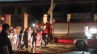 أسفر عن إصابة شخصين.. تفاصيل السيطرة على حريق بمول تجاري في بني سويف | بث مباشر