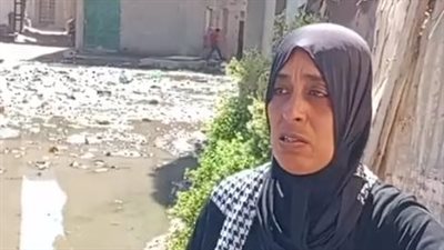 أهالي قرية شط جريبة بدمياط يستغيثون: مياه الصرف الصحي غرقت بيوتنا وبقينا عايشين في الشارع| بث مباشر