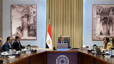 رئيس الوزراء يكلف بسرعة طرح إعلانات الحجز للوحدات بالمدن الجديدة