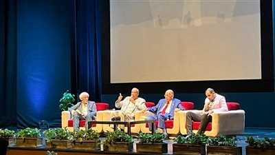 روايات لوفينو تبرز جوانب خفية من الحضارة الفرعونية في صالون الأوبرا على المسرح الصغير