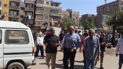 محافظ القليوبية يوجه بنقل الأسواق العشوائية بشارع المنيل للباكيات المخصصة في شبرا