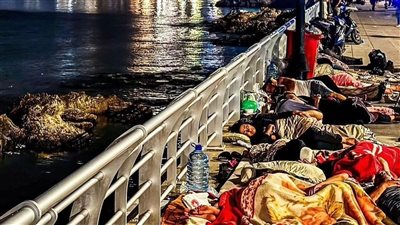 بيروت تهجرت.. صور النازحين اللبنانيين تضج مواقع التواصل الاجتماعي