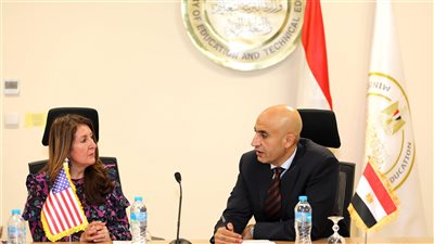 وزير التعليم يستقبل السفيرة الأمريكية بالقاهرة للتعاون في تطوير مناهج العلوم والبرمجة للمرحلة الثانوية