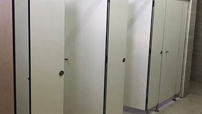 وضع لها كاميرا في الحمام.. القبض على عامل بإحدى الجامعات في أكتوبر لتصويره طالبة 