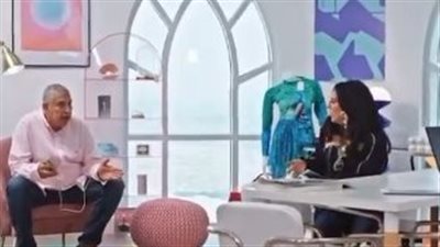 هادية غالب تثير حالة من الغضب بسبب طريقة تعاملها مع والدها