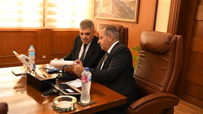 أسامة ربيع: الدولة حريصة على دفع عجلة التنمية بمنطقة قناة السويس