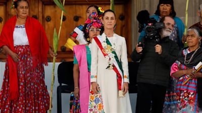 أول سيدة تتولى المنصب.. شينباوم تؤدي اليمين الدستورية رئيسة للمكسيك