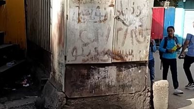 بعد اشتعال النيران في المحول.. عودة التيار الكهربائي لقرية بلانة بأسوان | بث مباشر