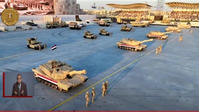 السيسي وبن زايد يشهدان استعراضات إدارة الإمداد والتموين بالقوات المسلحة لعملية إدخال المساعدات إلى غزة