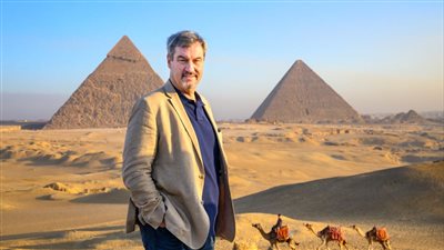  رئيس وزراء ولاية بافاريا يزور أهرامات الجيزة: يوم مميز بالاستمتاع بالحضارة المصرية القديمة| صور 