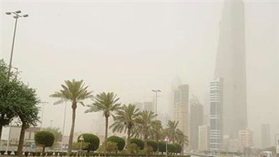 الأرصاد تحذر من طقس الكويت اليوم.. عواصف ترابية وتدني الرؤية