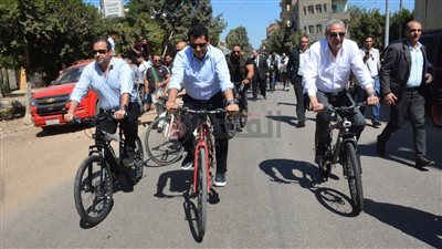 محافظ الغربية ووزير الشباب يقودان ماراثون للدراجات بمشاركة 50 شابا 