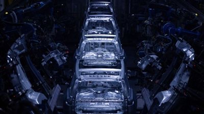 ريفيان تخفض توقعات الإنتاج السنوي بسبب نقص قطع الغيار