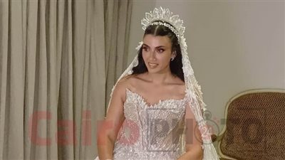 في جلسة التصوير.. الصور الأولى لمريم ابنة علاء مرسي قبل بدء حفل زفافها