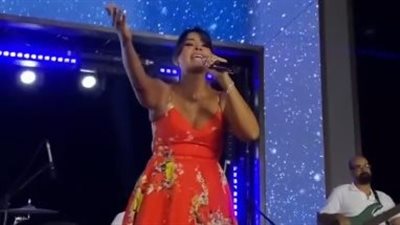 في ختام موسم الصيف.. روبي تشعل حفلا غنائيًا في مراسي بحضور جماهيري كامل العدد