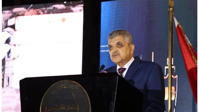 أسامة ربيع: قناة السويس تشهد تحولا جذريا بإضافة خدمات بحرية وأنشطة لوجستية جديدة