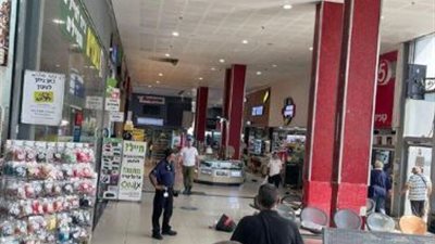 مقتل مجندة وإصابة 8 إسرائيليين إثر عملية إطلاق نار بمحطة حافلات في بئر السبع 