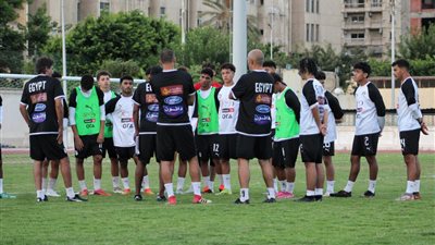 انطلاق معسكر منتخب مصر للناشئين بقيادة أحمد الكأس