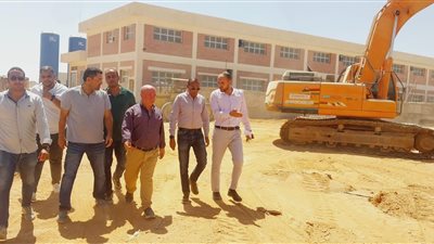 وزير الإسكان يوجه بتحديد خطة زمنية لاستلام مشروعات محطات مياه الشرب والصرف بمدينة بدر