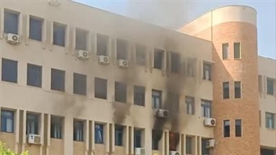 أول رد من كلية التمريض في الإسكندرية بعد نشوب حريق بأحد المباني