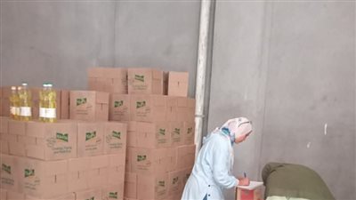 التحفظ على 5040 زجاجة زيت مجهولة المصدر في مخزن دون ترخيص بالمنوفية