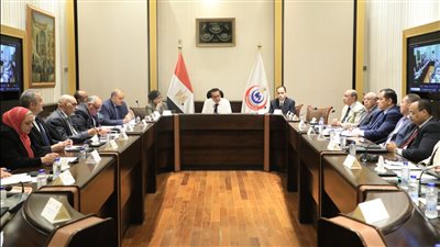 وزير الصحة يوجه بتكثيف التعاون مع مجلسي النواب والشيوخ لتلبية احتياجات المحافظات 