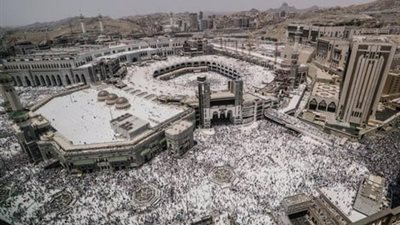 تفسير حلم زيارة الكعبة دون رؤيتها للرجل.. قد يكون في عباداتك رياء